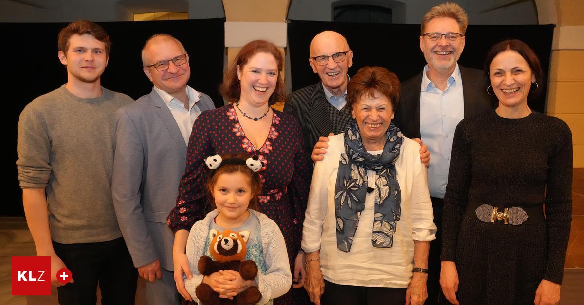 In der Fachhochschule Spittal Altbürgermeister Hellmuth Drewes feierte